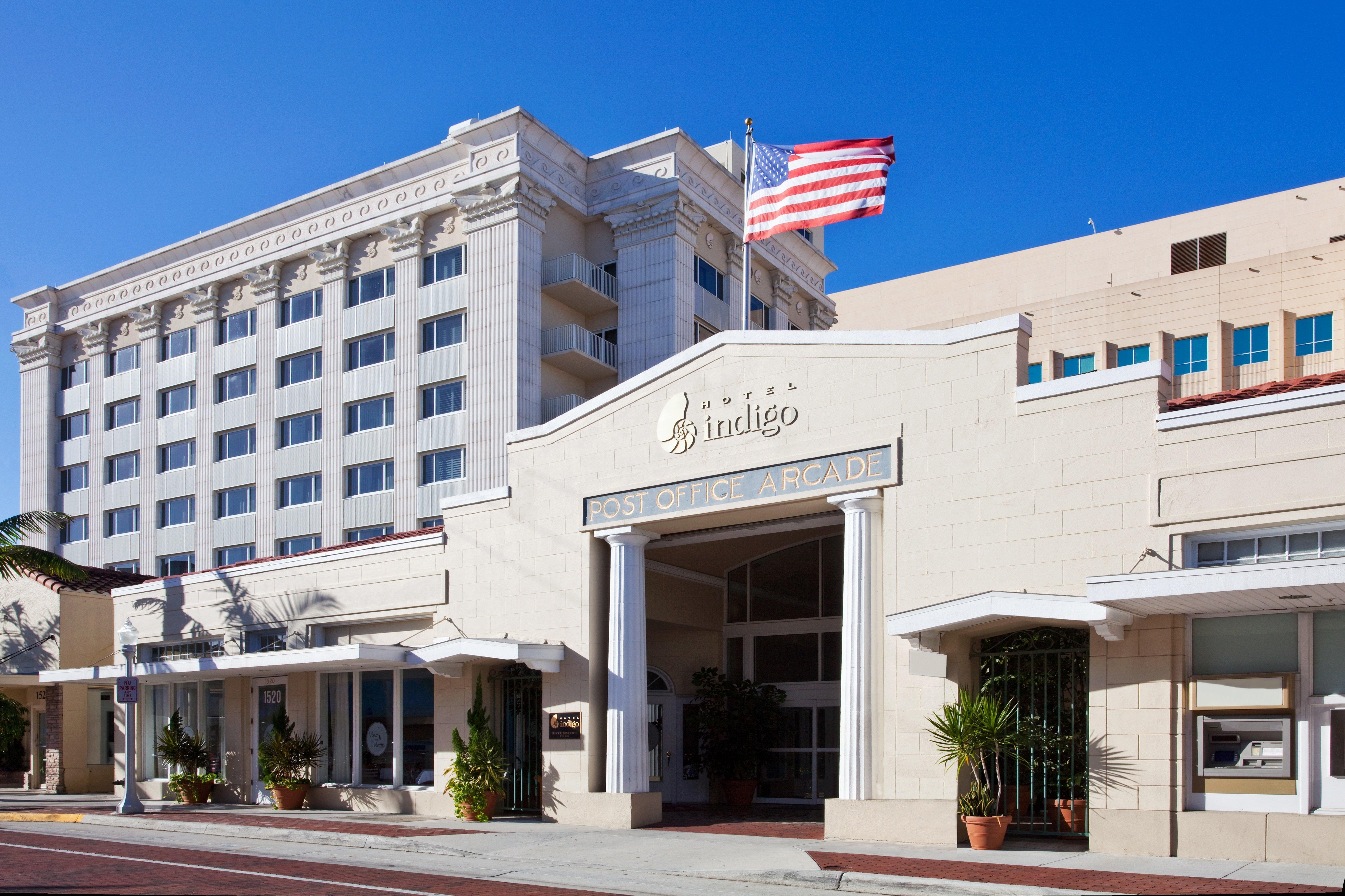 The Banyan Hotel Fort Myers, Tapestry Collection By Hilton Экстерьер фото