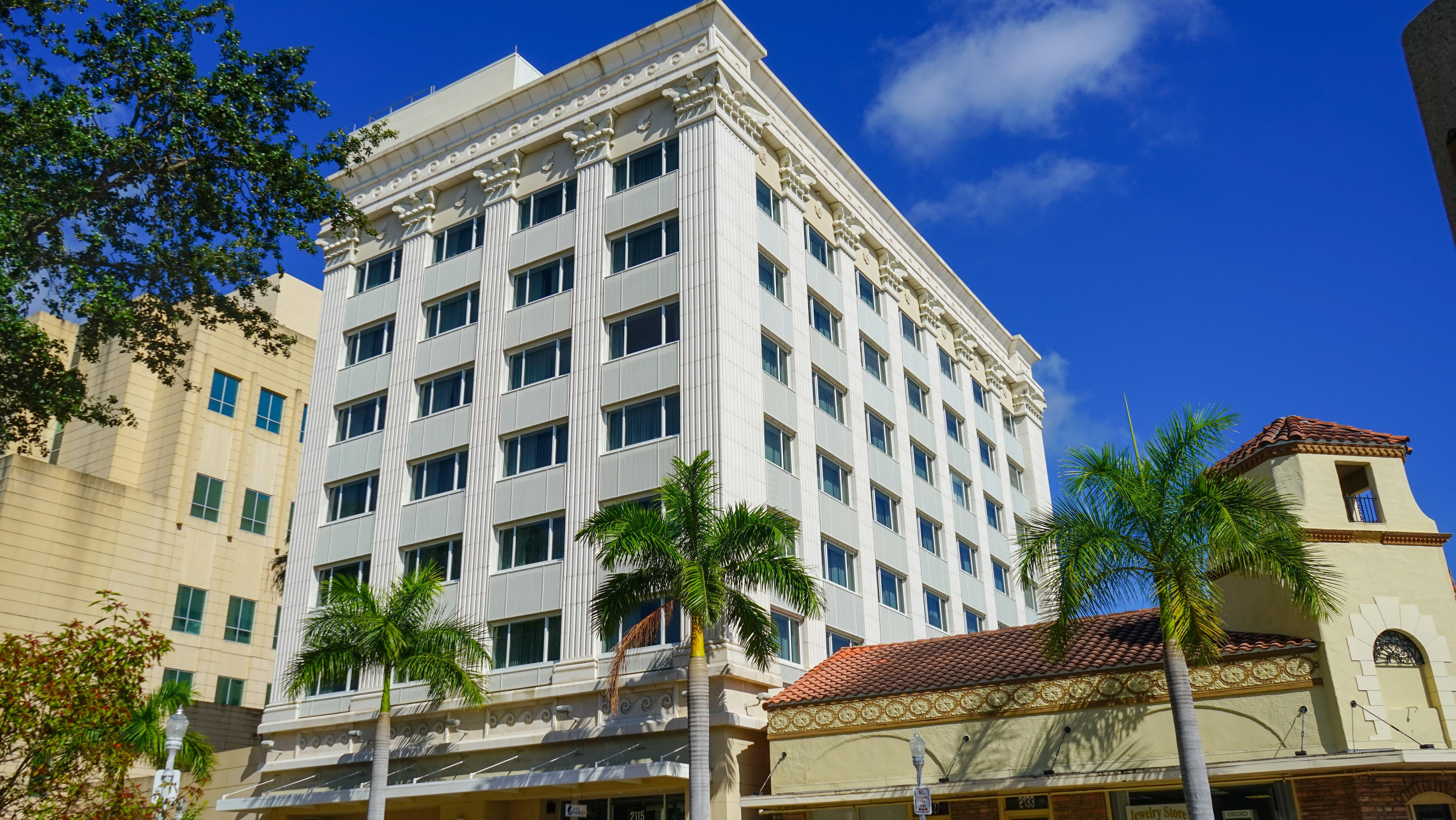 The Banyan Hotel Fort Myers, Tapestry Collection By Hilton Экстерьер фото